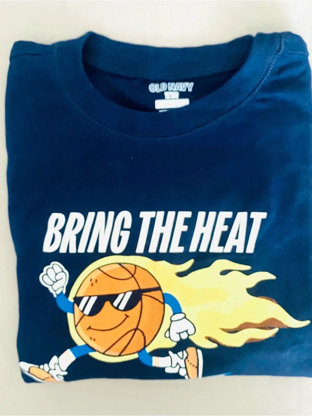 👍🏽Old Navy Boys Basketball Graphic Shirt SZ XL (Y)